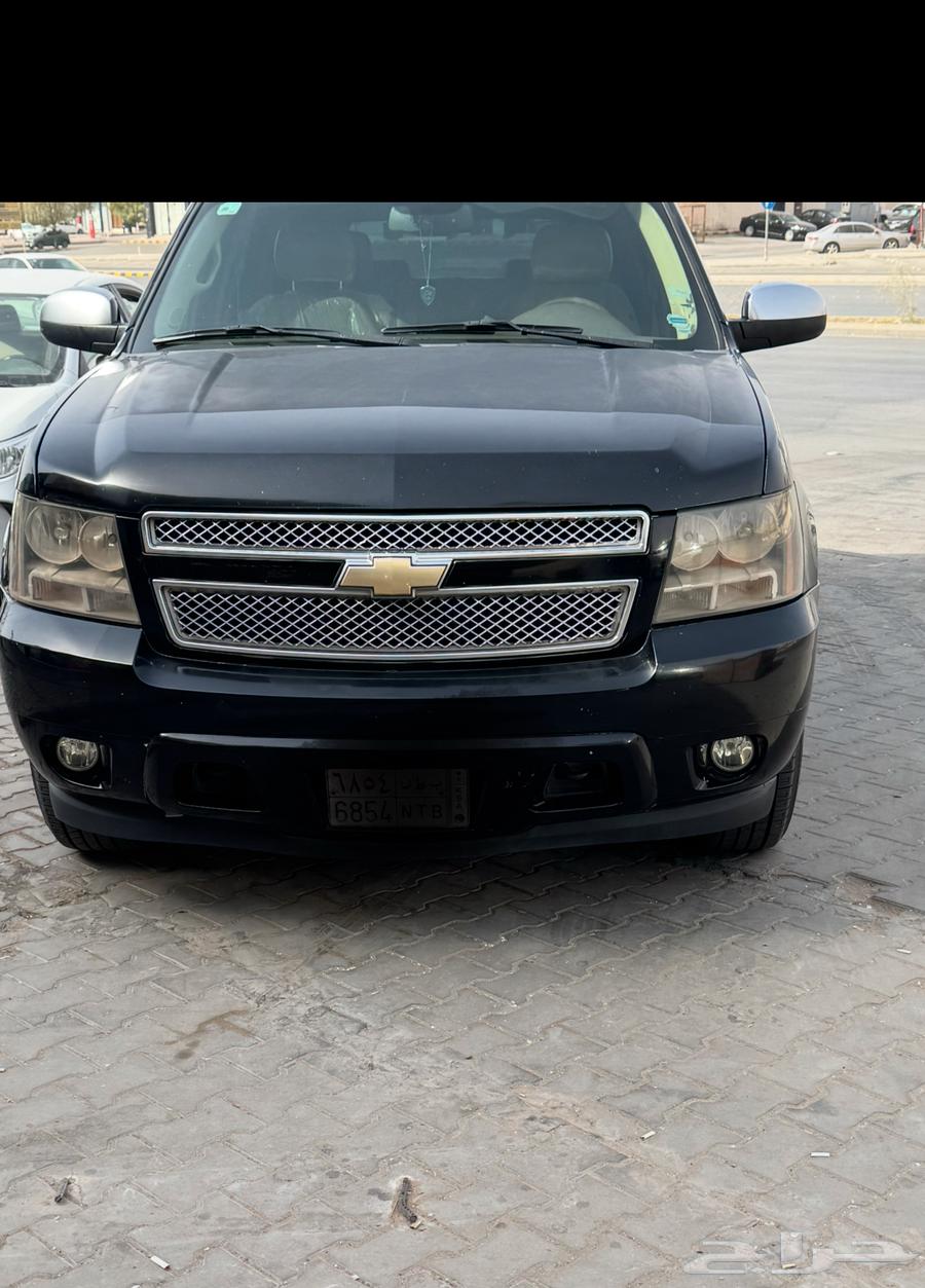 Chevrolet Tahoe LT 2011 Black Double Cab Short64142846174977110