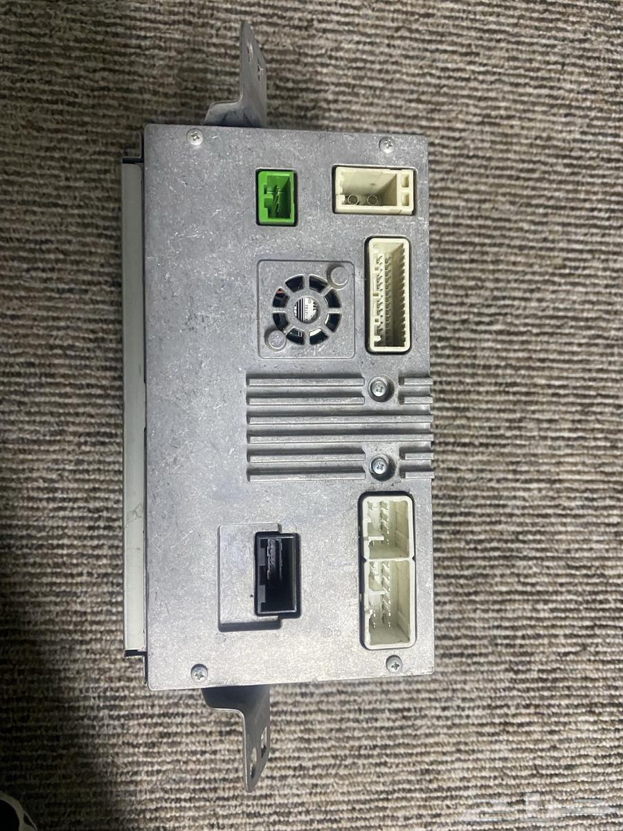 Yaris Screen64162313289219112