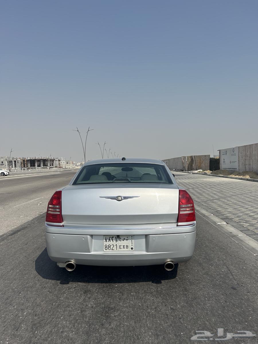 كرايسلر 2005 300c هيمي64146380745859114
