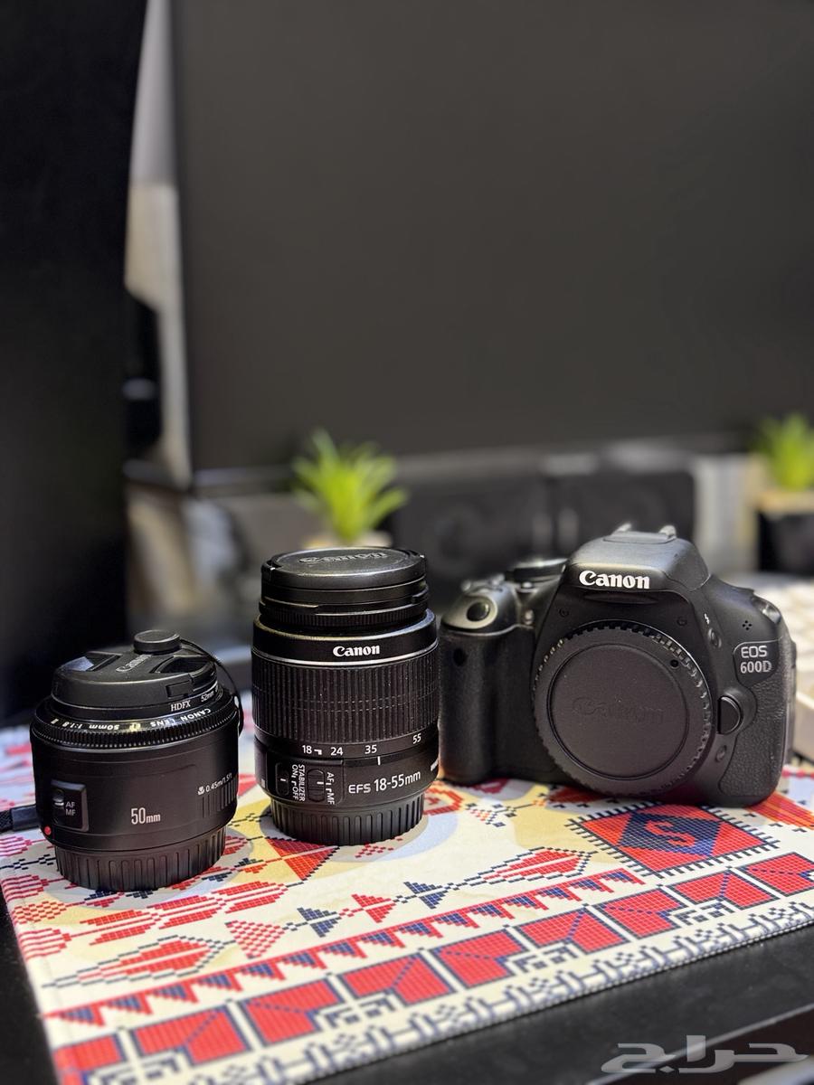 Canon 600D Camera with Two Lenses63908010422785113