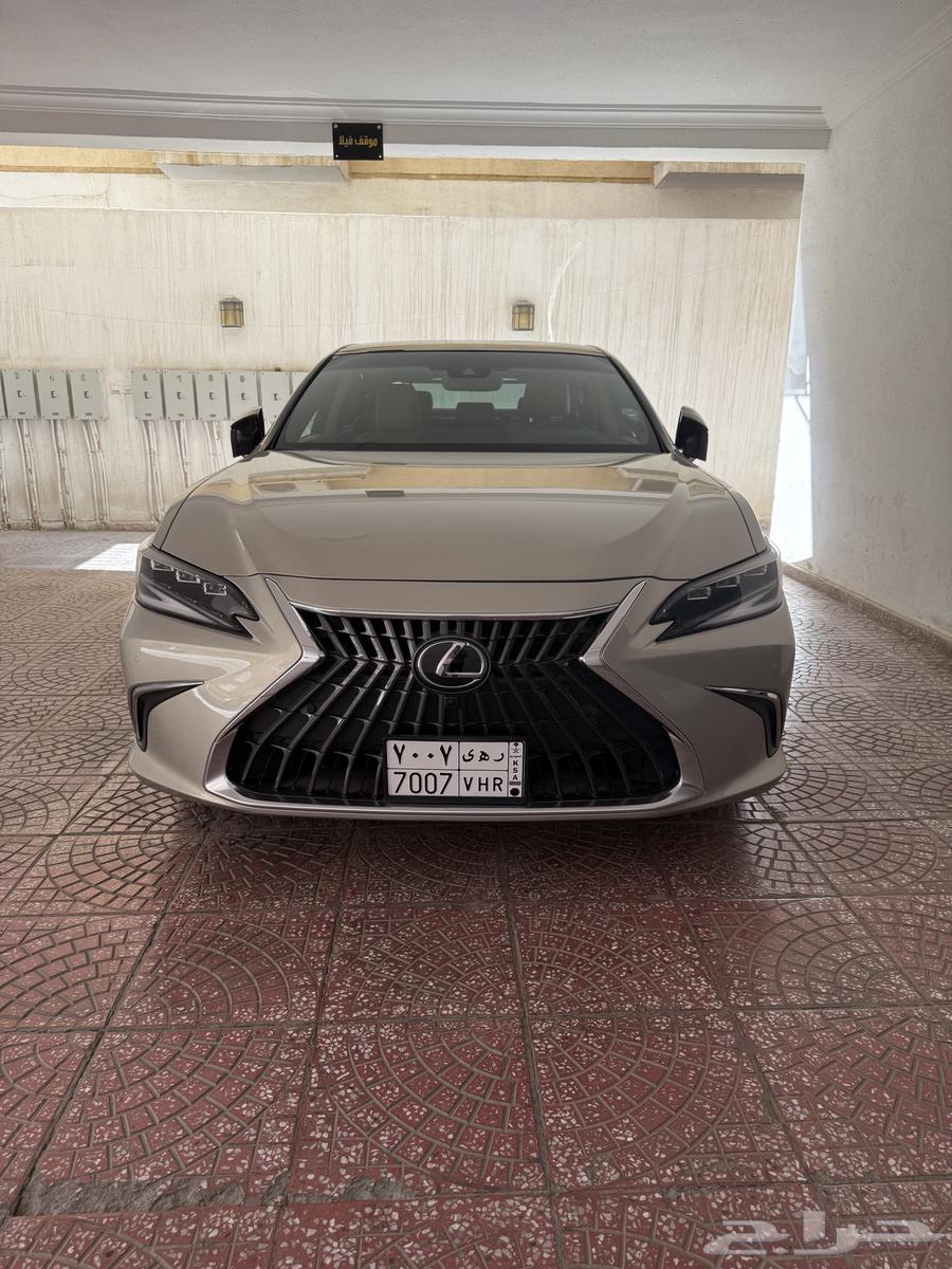 لكزس اي اس350 فل الفل2024 LEXUS ES350 DD Ultra Luxury64141487380354110
