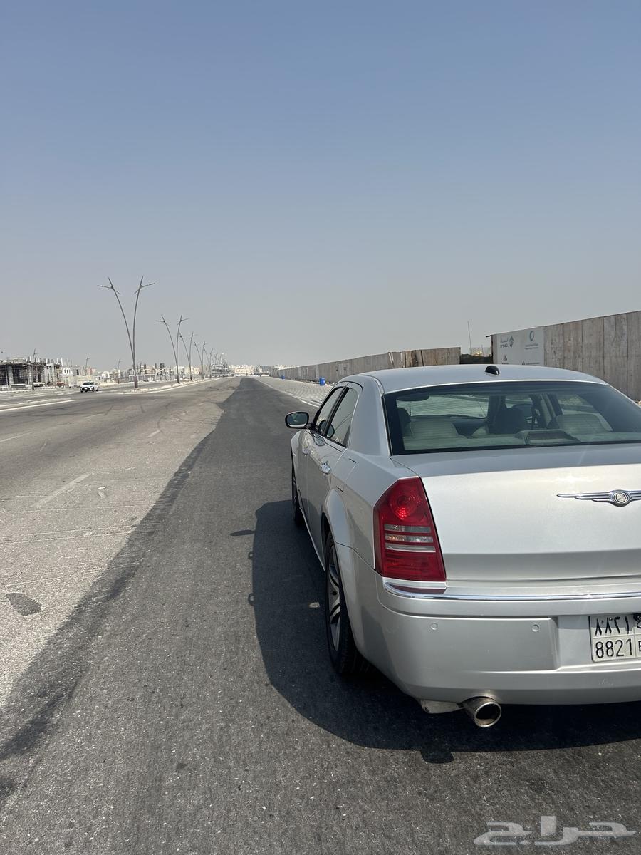 كرايسلر 2005 300c هيمي64146380745859113