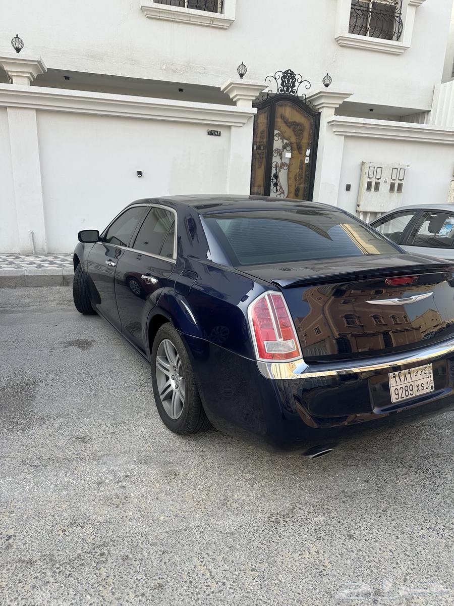 Kaiser with a distinctive plate64141878317443114