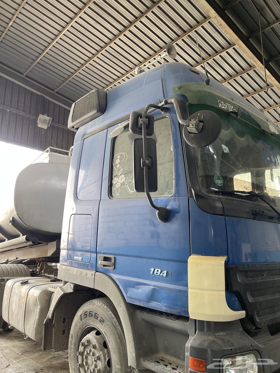 Trailer head 200764142641989633110