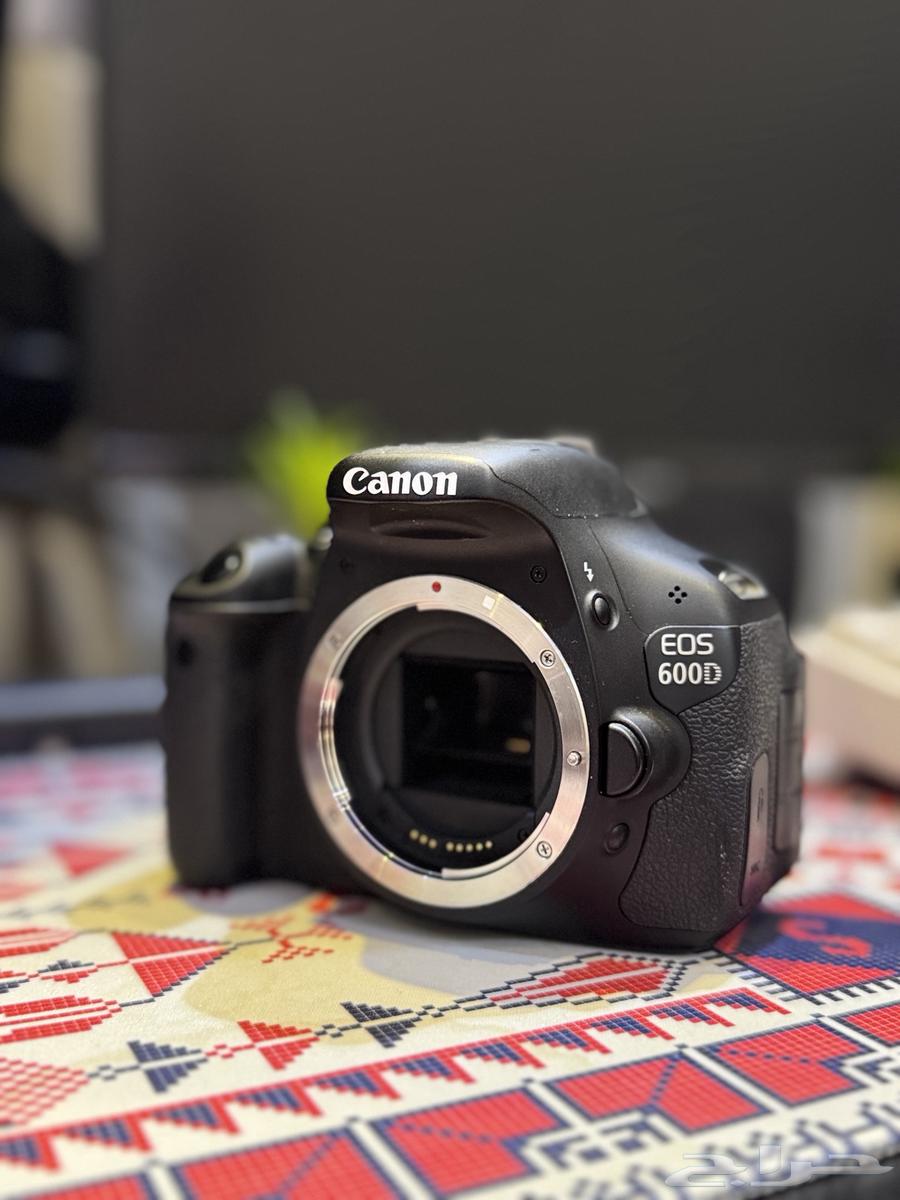 Canon 600D Camera with Two Lenses63908010422785114
