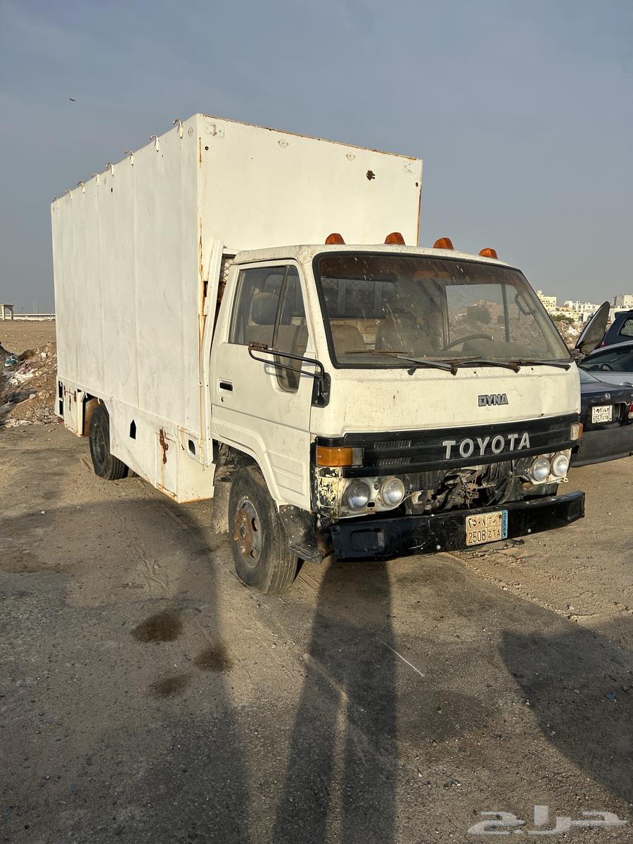 Truck for rent for dates or vegetables64165058945154112