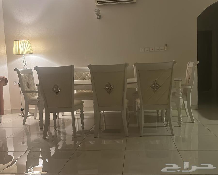 طاولة طعام64141482551042112