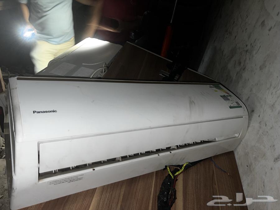 Good condition AC unit making humming noise63906880557442110