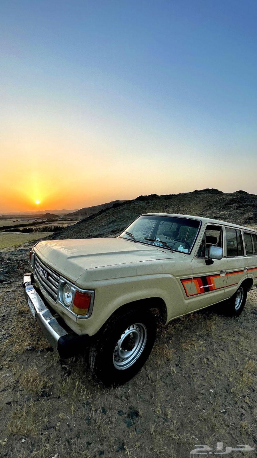 لاندكروزر 1982 نظيف مجدد ومفحوص ((( تم البيع )))64154273521410110