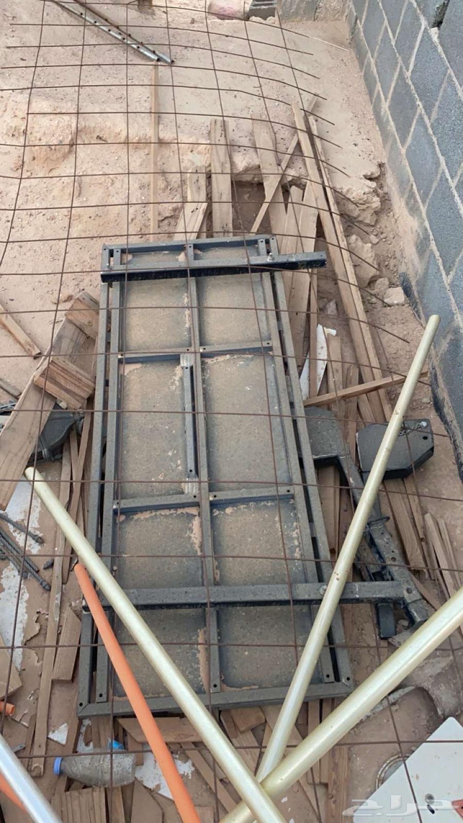 شبك سيارة عمودين64173193296515111