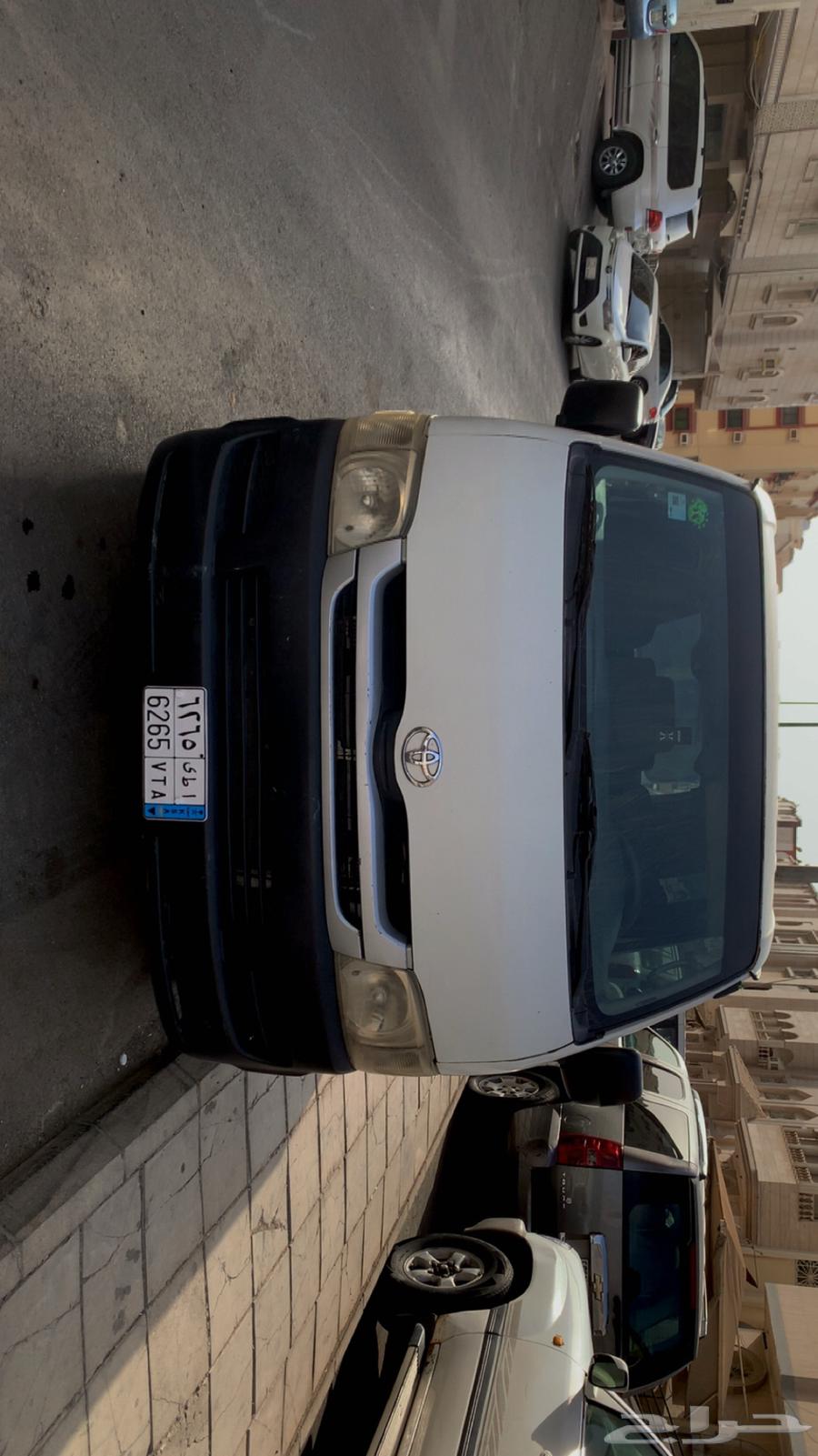 Delivery Bus in Al Wizarat Area64173996932994111