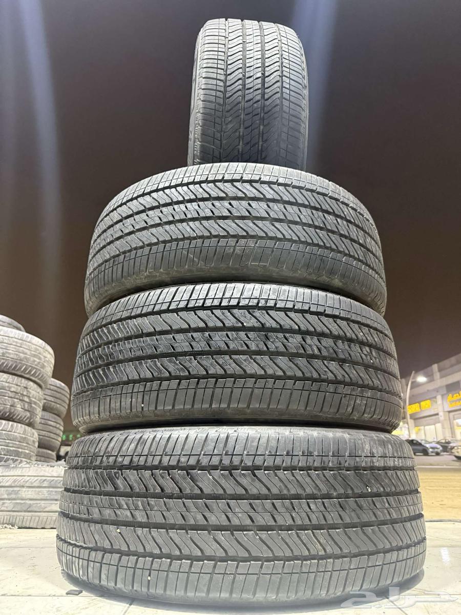 275 50 22 Bridgestone Escalade Used Very Clean Tires63617724974210112