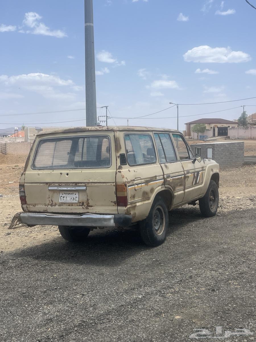 جيب صالون 81 للبيع او البدل64142163154818112