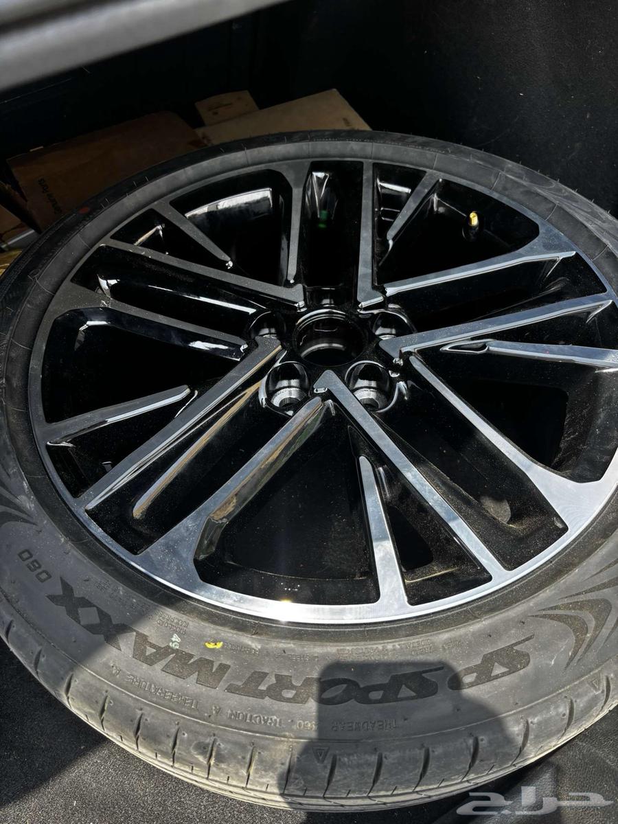 جنط كامري 25 بكفره مالمس الاسفلت64183879676418110