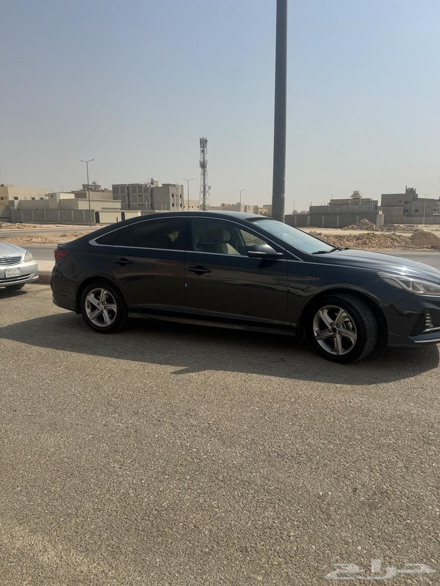 للبيع سوناتا 201964178885185409110