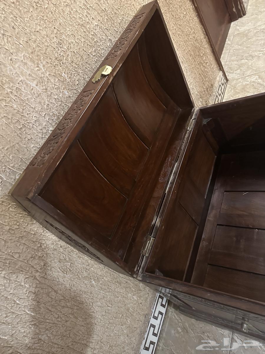 Old storage box63670001081474111