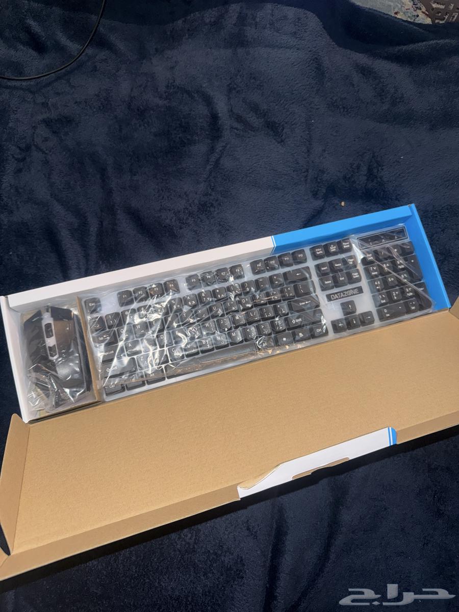 Illuminated Wired Arabic-English Keyboard Set with Mouse63929212903683111