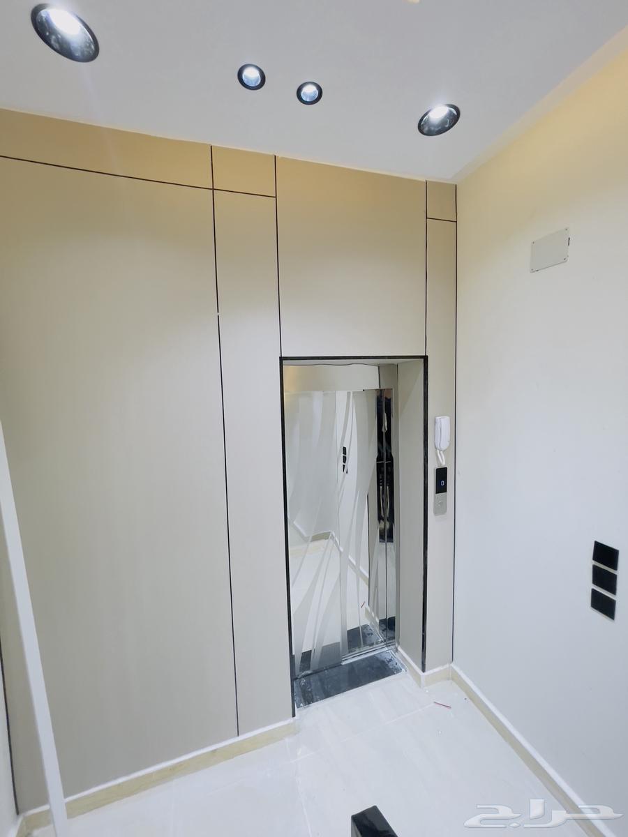 Sale of upper-floor apartments with rooftop and installed elevator, Al-Musa neighborhood63612658946051110