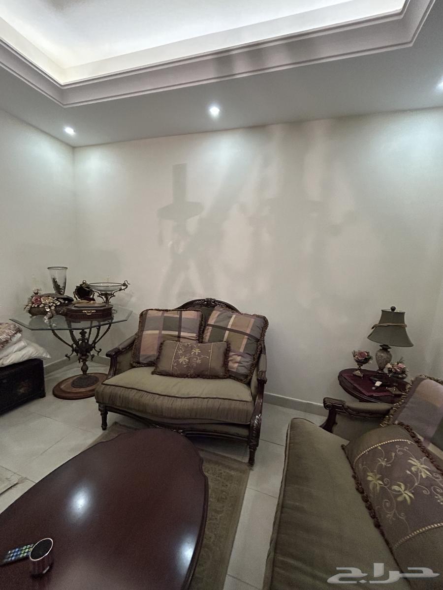 Luxury American Lounge - Sofa - Complete Majlis - 10 Pieces63618783041537112