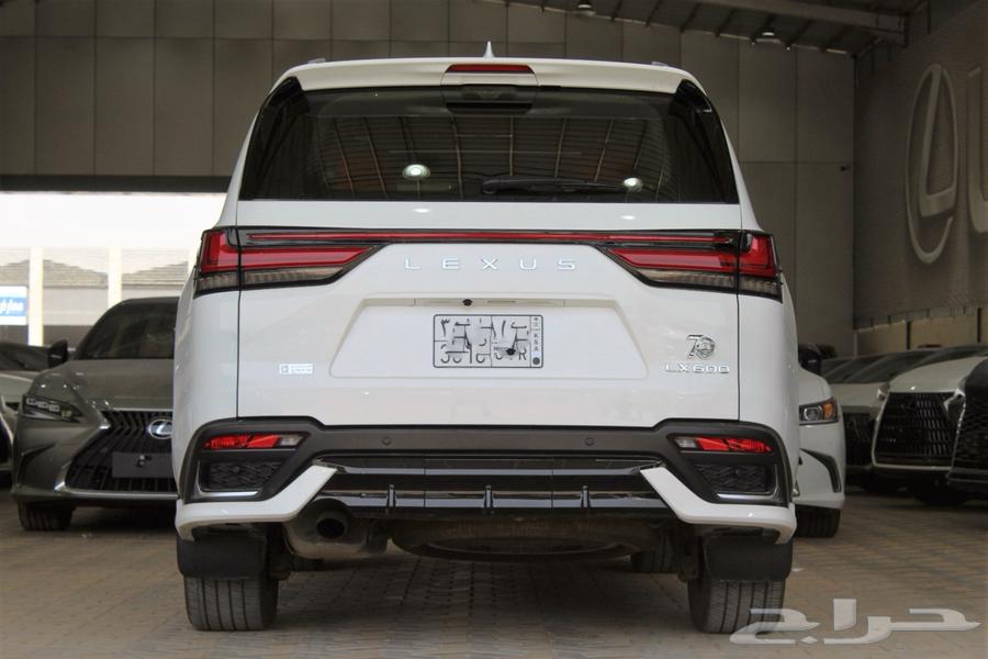 لكزس-LX600 F Sport-خليجي-2024-ماشي 32000 الف كيلو64189588530946113