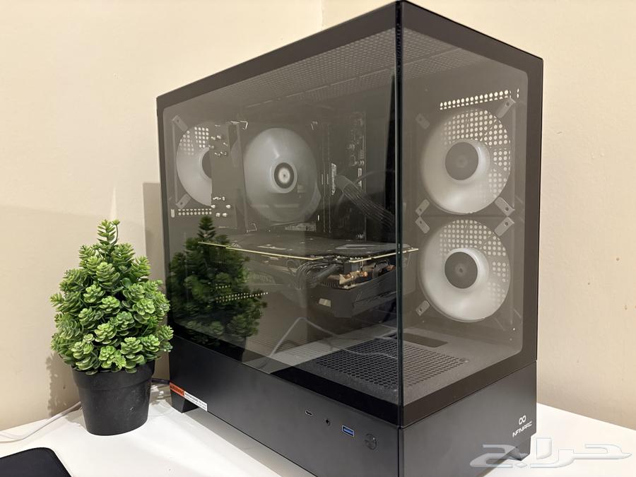 pc وشاشة63936452884739110
