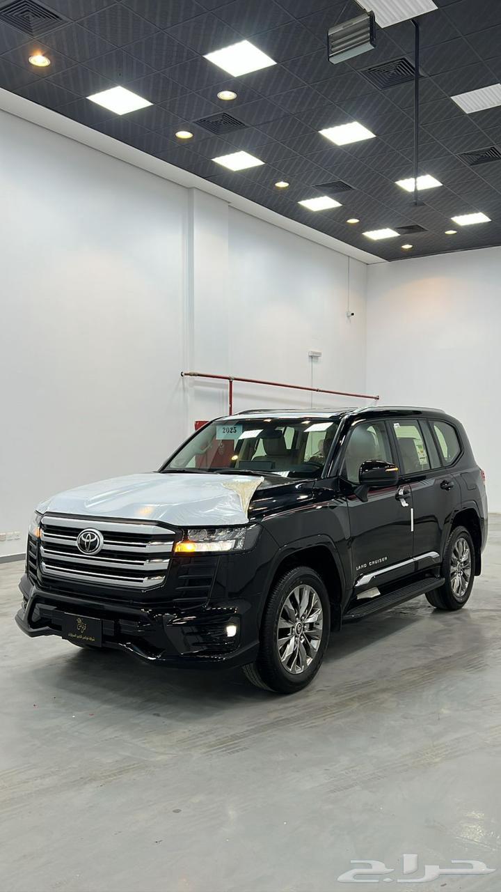 لاندكروز فل كامل اسود للايجار64185636959106110