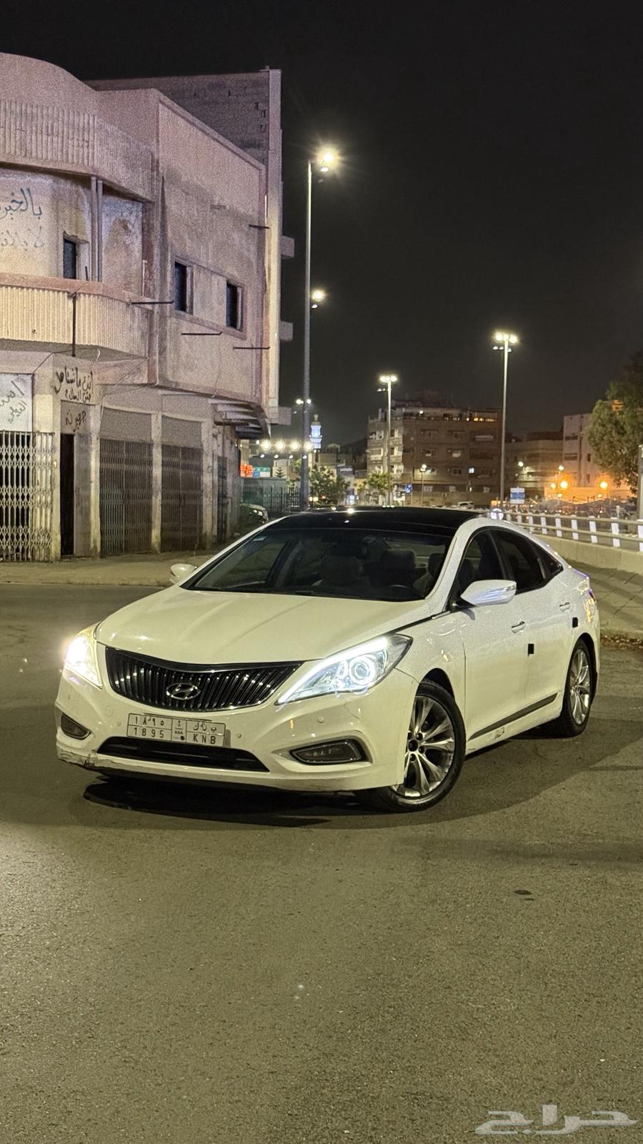 ازيرا موديل 2012 نص فل للبيع64226930136578112