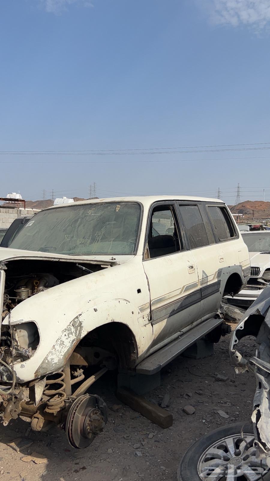 قطع غيار لاندكروزر 199764229755120259111