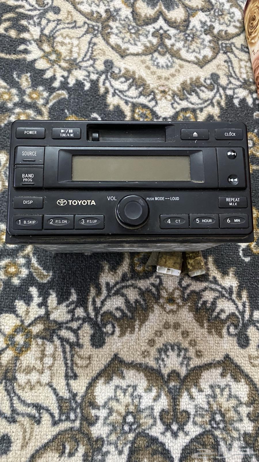 2011 Hilux radio. And Camry from 2009 to 2011.64227667143171110