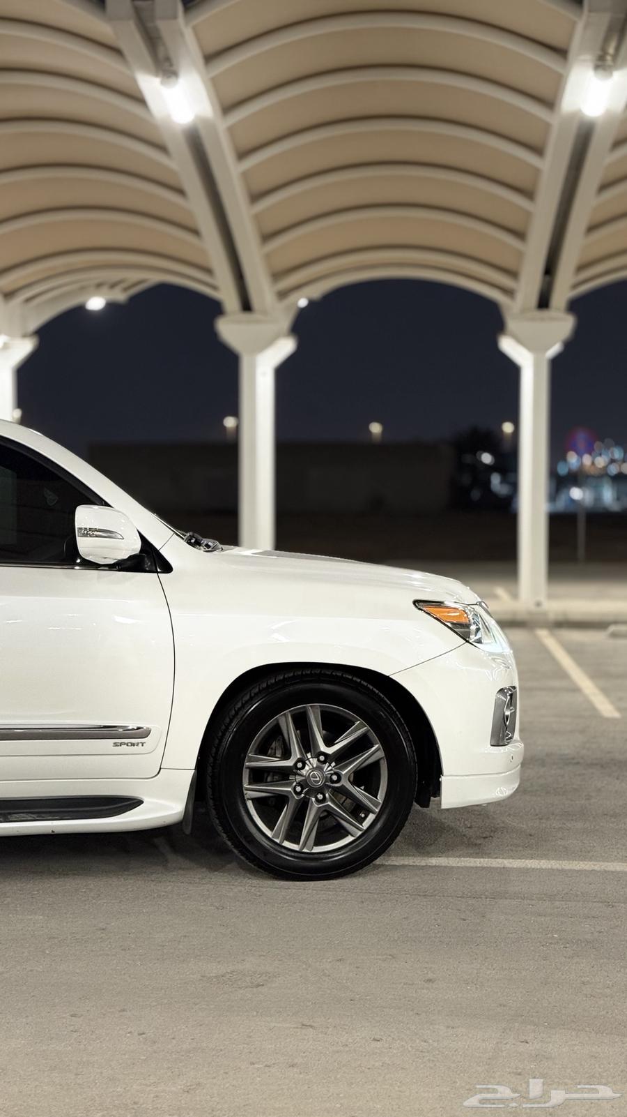 Lexus 2015 full option for sale64218539451649113