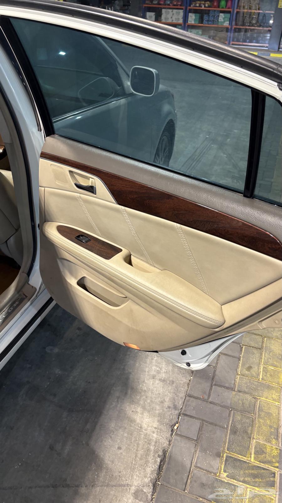 أفلون 2009 نظييف مالك ثاني .64224494317825113