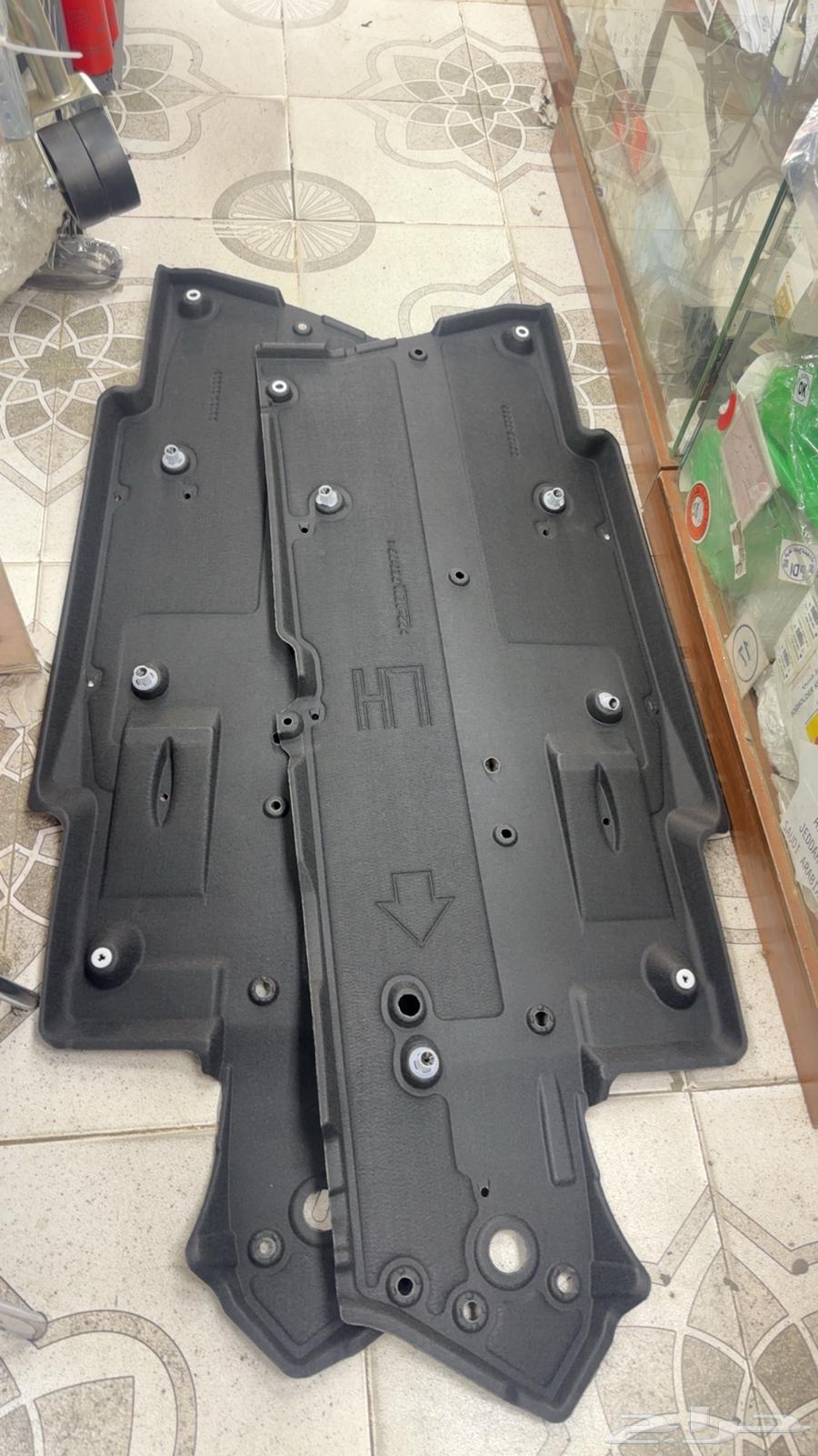 قطع بودي لكزس es2019 202464210146154755110