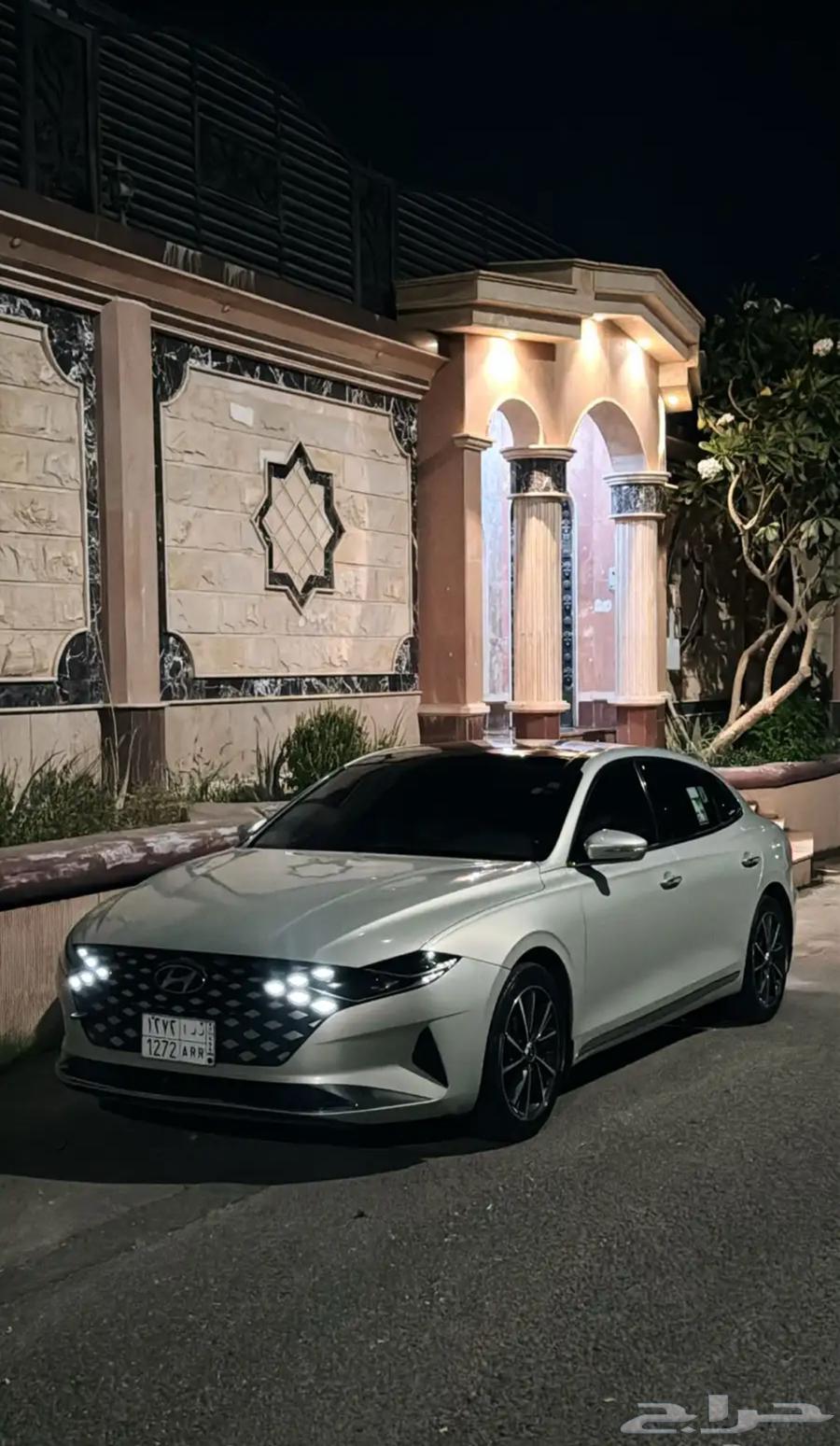 ازيرا 2022 للبيع او للبدل64220632833026110