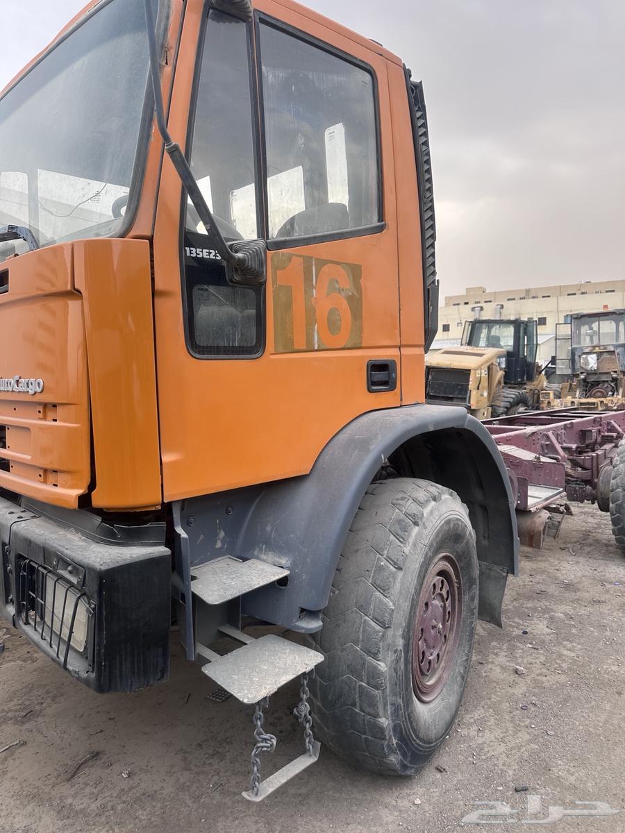 للبيع شاص طويل افيكو موديل 2001 فور باي فور64222052668802111