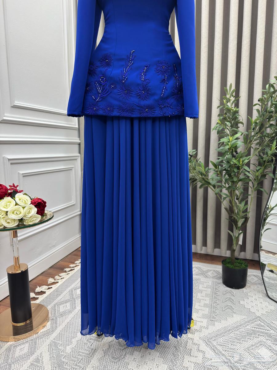Evening dress63943457632386113