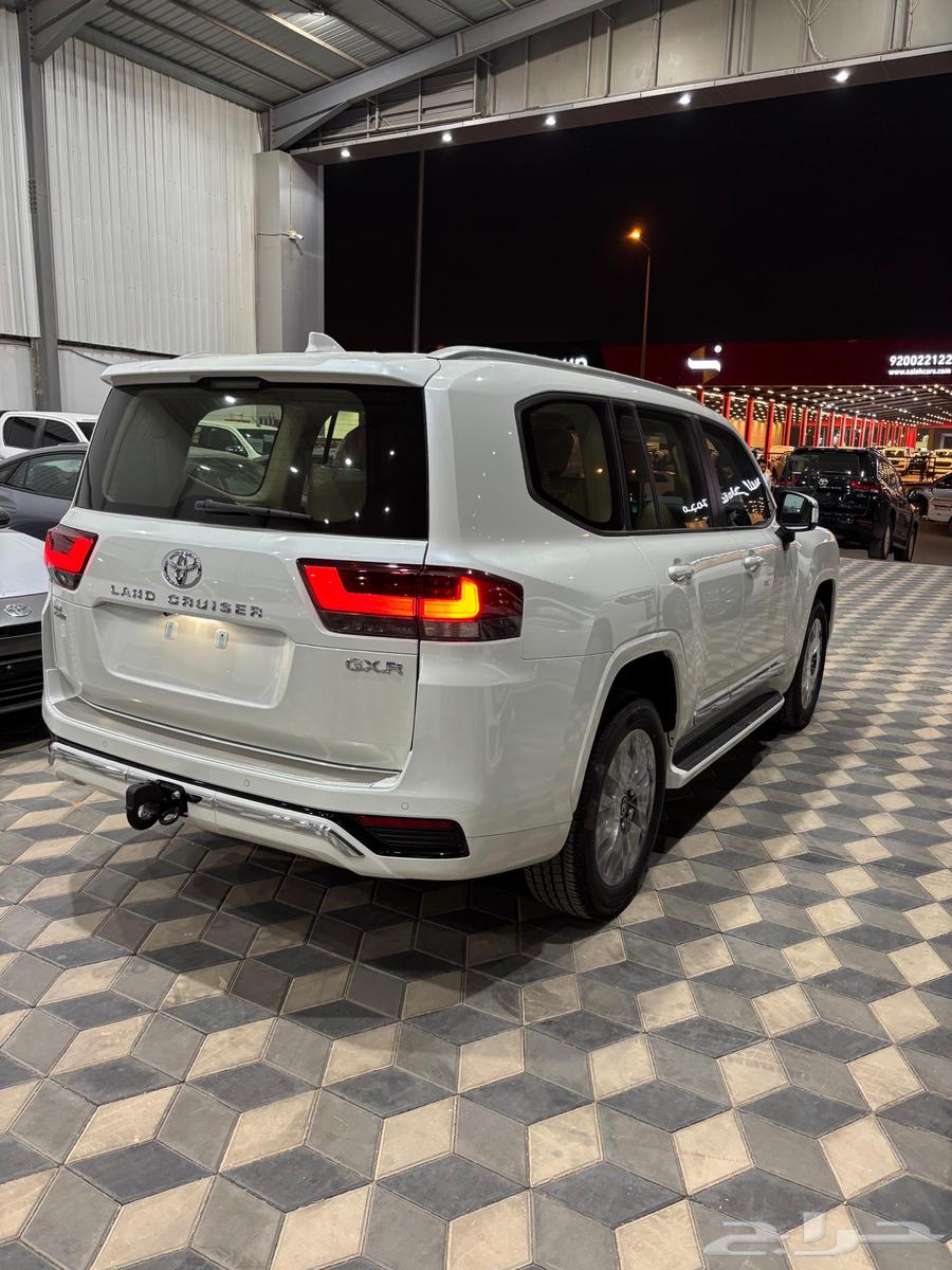 Toyota Land Cruiser GXR L4 2025 Full Option Saudi Version with Customs Card64216290642818114