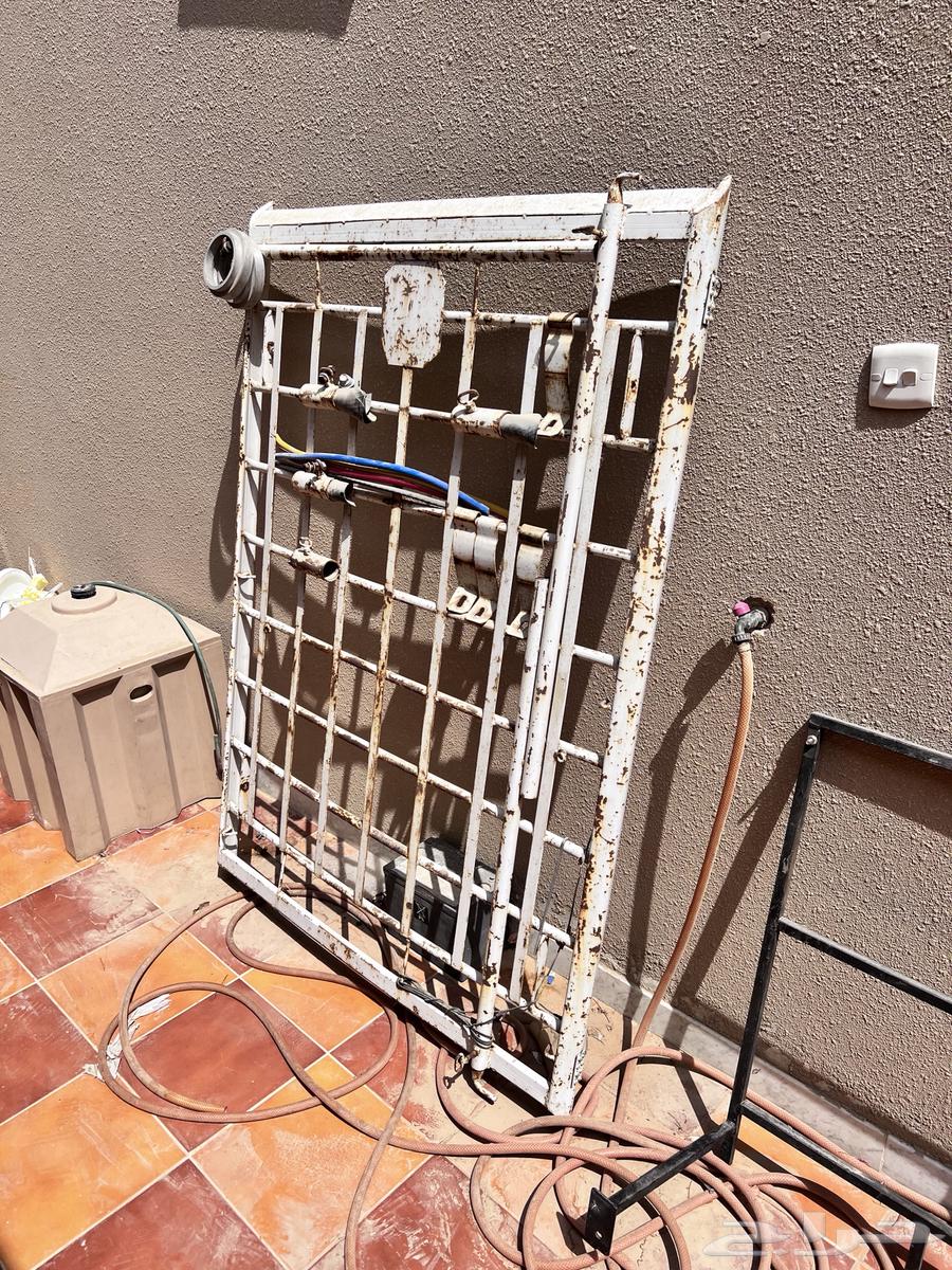 سلة باترول صالون فيه معلاق ذبيحه وفاس64214163307523111