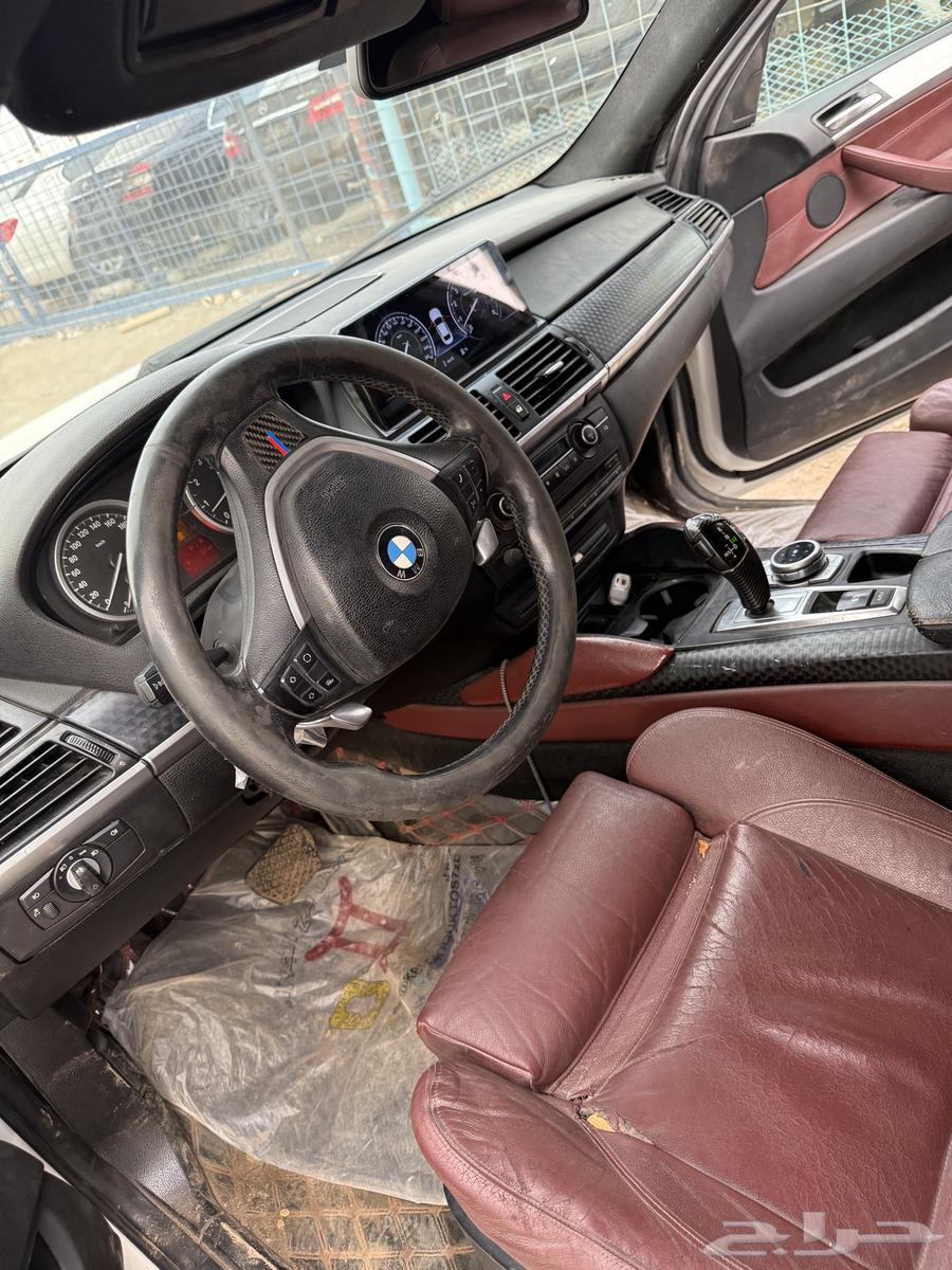 بي ام اكس 6 مديل 2008 تشليح قطع عيار متوجد لدينا64215098406401112