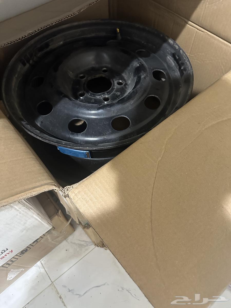 اربع جنوط فورد فكتوريا بوليسي 17 وكاله بدون ملاحظات شرط64210803272705110