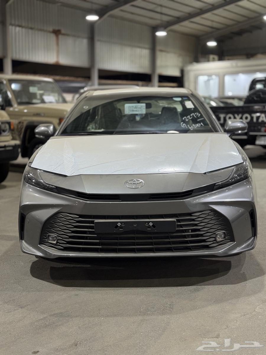 Camry E Standard 2025 Hybrid Titanium (Saudi)64225725986946111