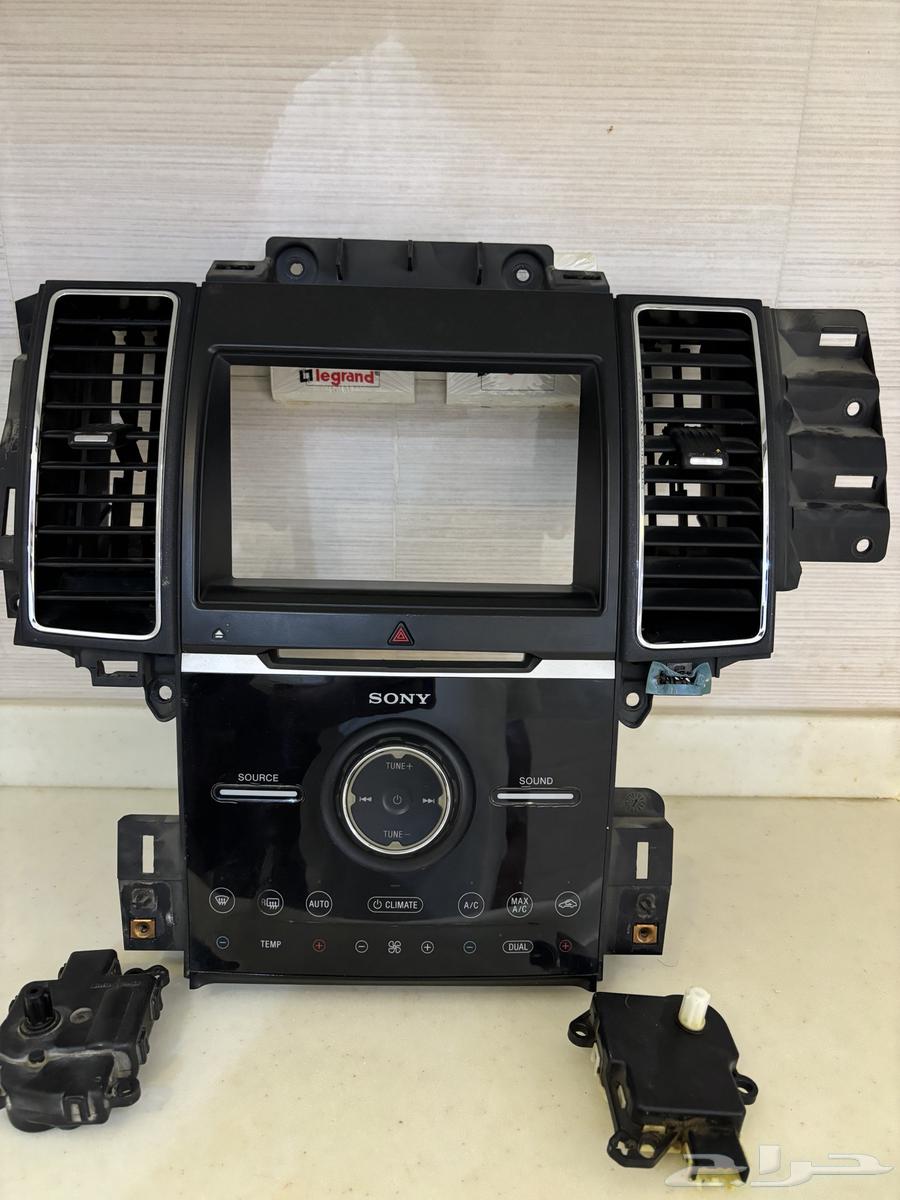 ديكور فورد تورس اصلي سوني للبيع64217462424961110