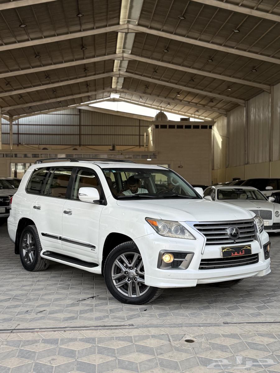 Lexus - LX570 ((( Sold )))64215596602243113