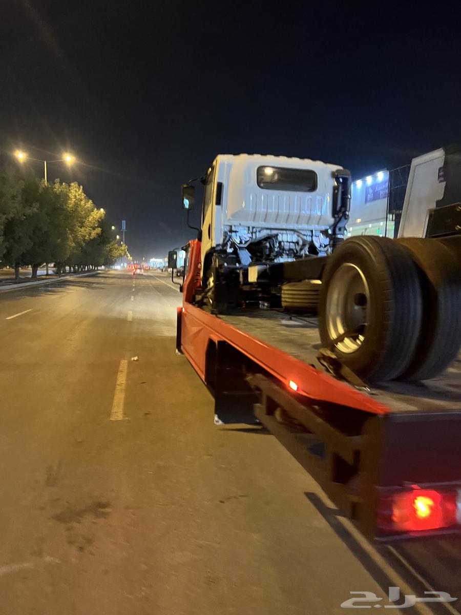 سطحة ايسوزو هدروليك وكرين 2024 للبيع64208212485635113