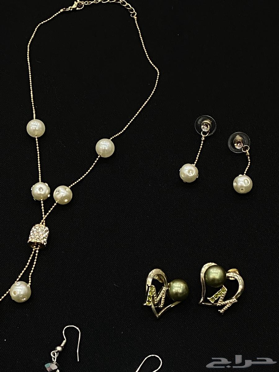 Various used accessories in good condition63957061464579114