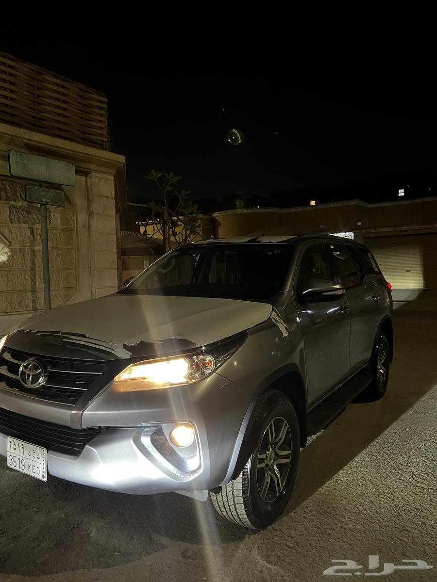 سياره فورتشنر 6 سلندر للبيع ممشى 85 الف دبل64221863586434111