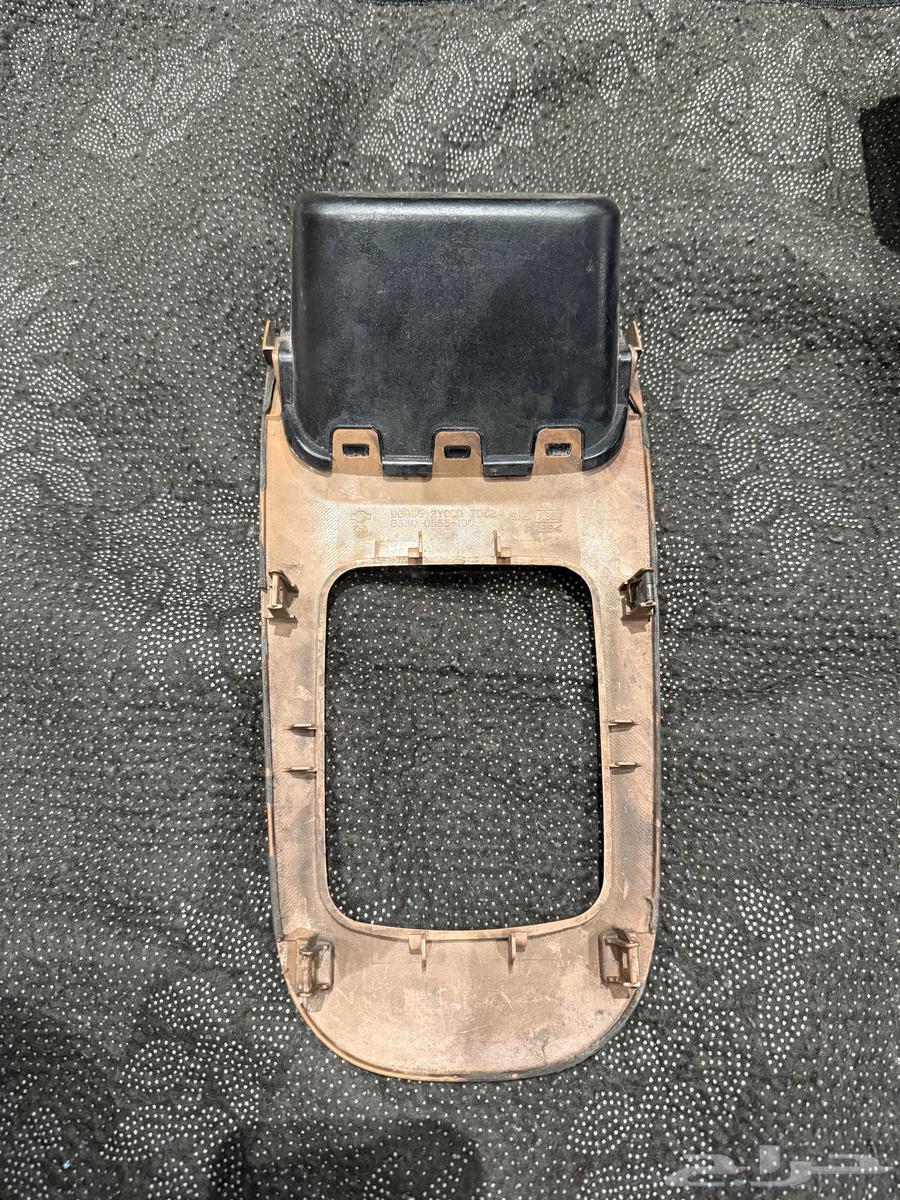 اسطب خلفي يمين التيماء 2011  2012. ديكور قير عادي مكسيما64215552066434111