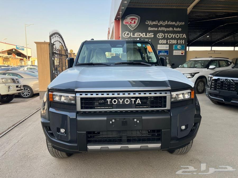 تويوتا لاند كروزر TXL3 بنزين 2025 رمادي وابيض كاش واقساط64223579734659111