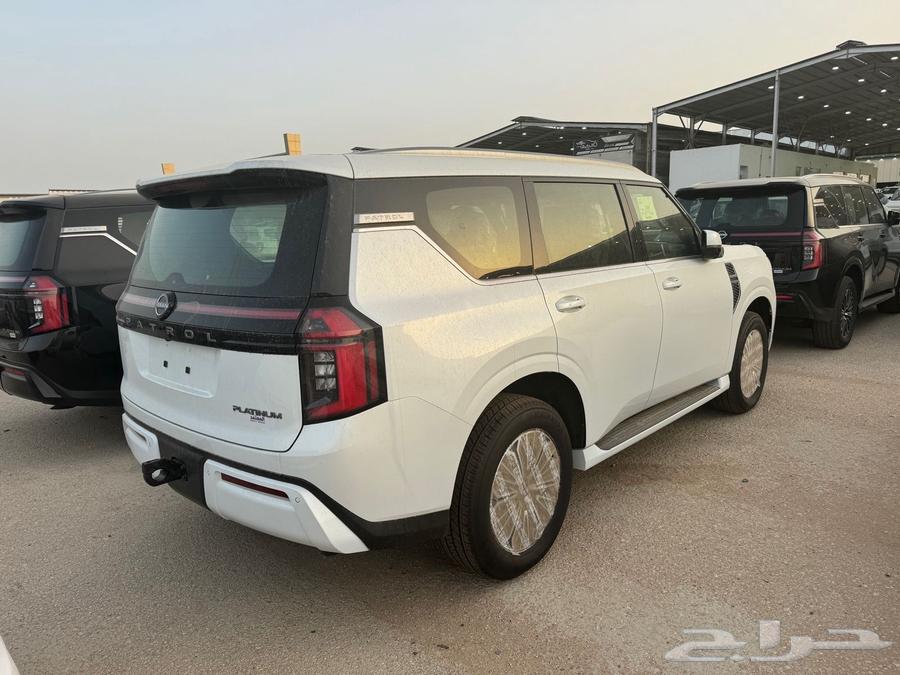 عرض خاص باترول(2025) تنفس طبيعي بلاتينيوم أبيض داخل جملي64216070129282112