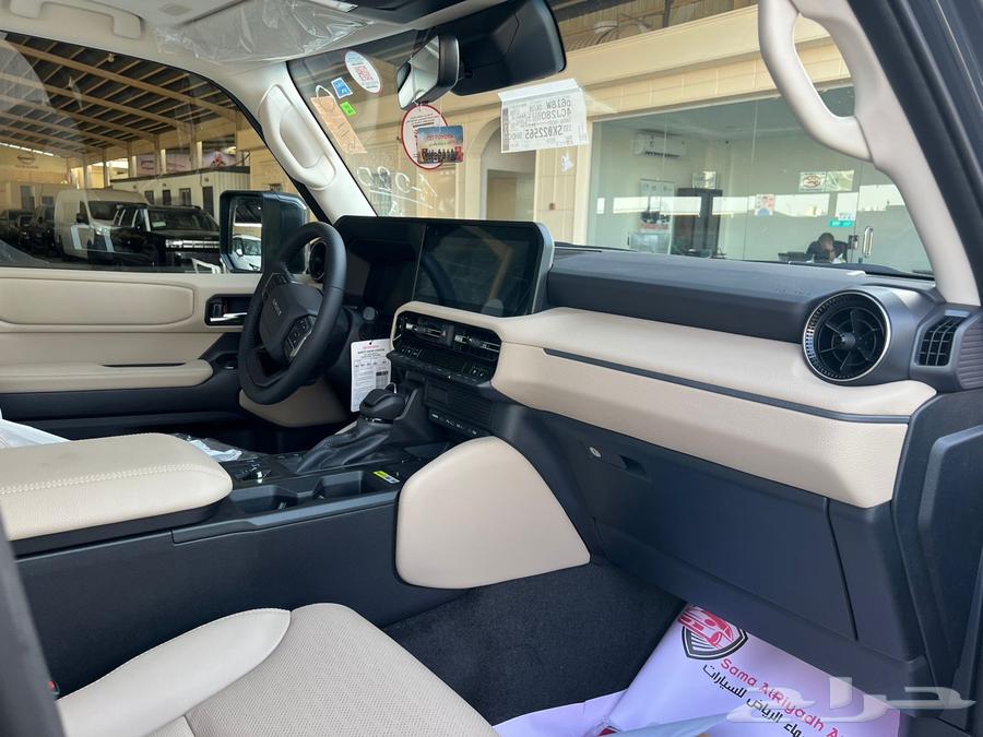 تويوتا لاند كروزر TXL3 بنزين 2025 رمادي وابيض كاش واقساط64223579734659112