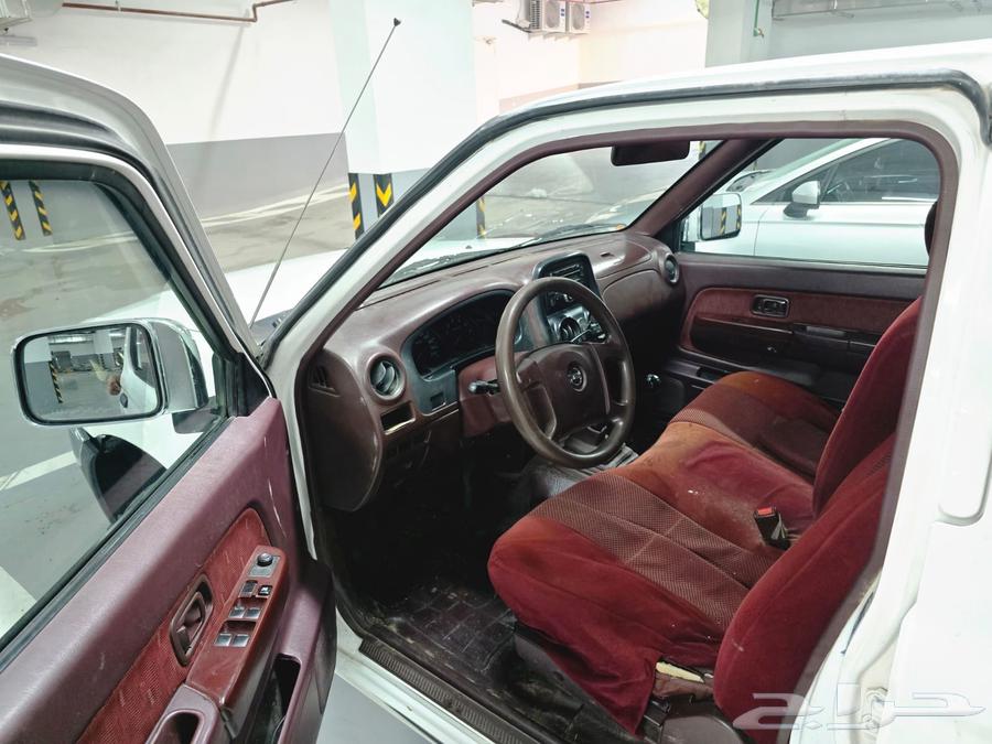 سياره نيسان وانيت غمارتين 201664228873085826112